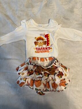 White & Orange 'My 1st Thanksgiving' Baby Costume Set